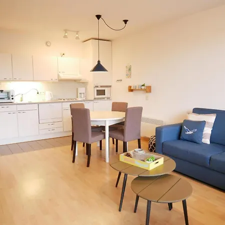 Badhotel 아파트 칼란트소그